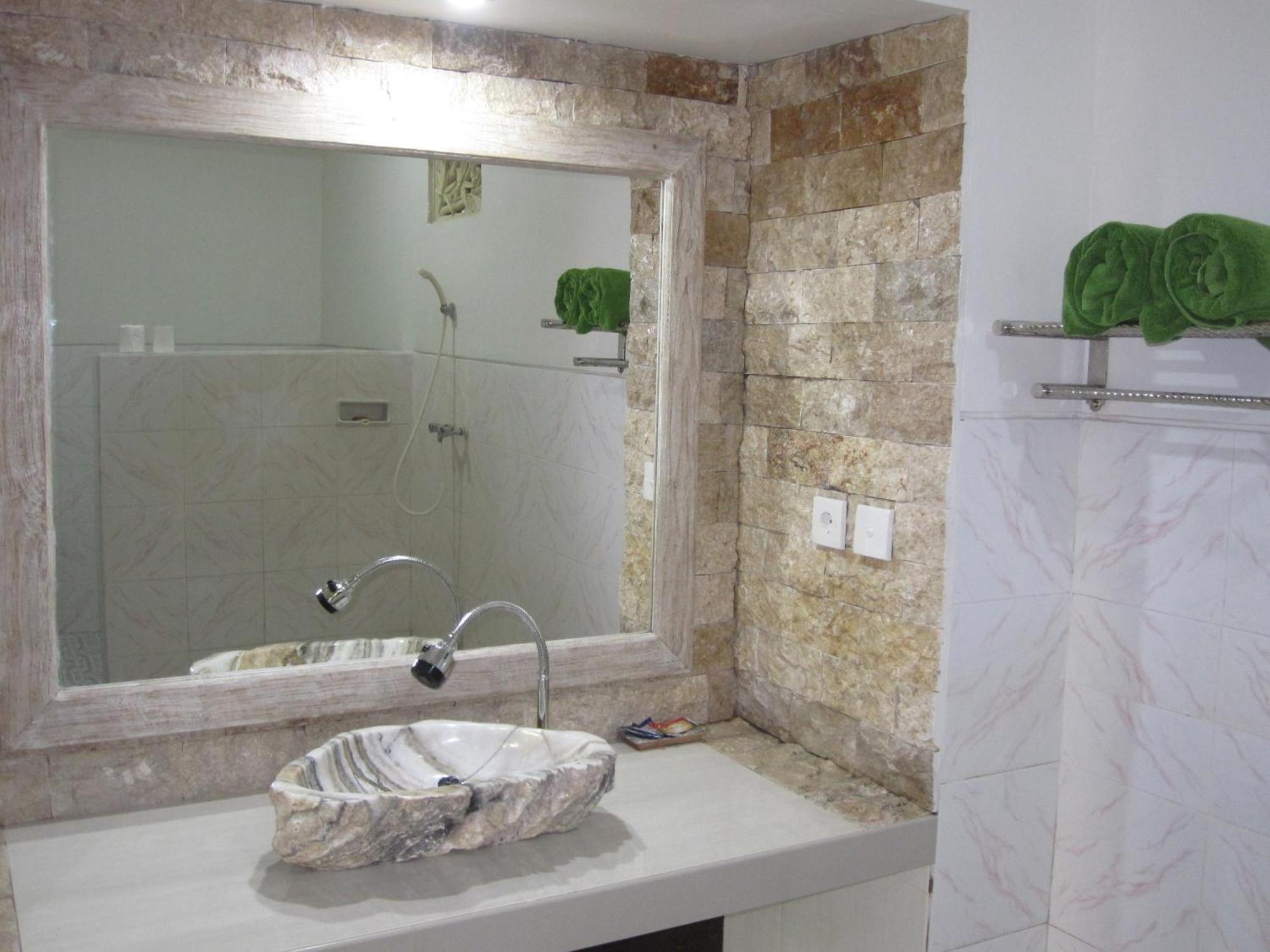 Galang Kangin Bungalows Amed Zimmer foto