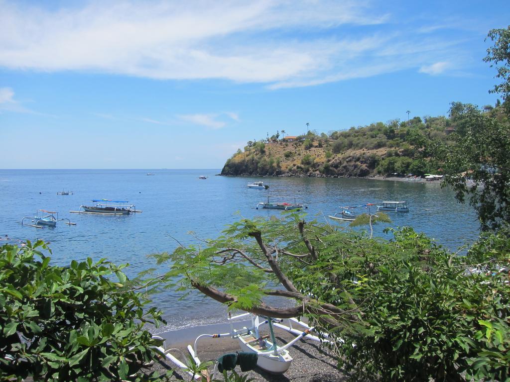 Galang Kangin Bungalows Amed Exterior foto